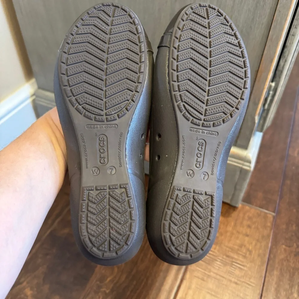 Crocs Brown Flats | Women's Flats Size‎ 7 ballet flat